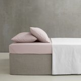 Catherine Lansfield Svijetlo ružičasta plahta s gumom od perkala 135x190 cm Easy Iron Percale – | shoptok.hr