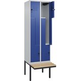 C+P Garderobna Z-omara s klopjo Classic PLUS, 2 dela, svetlo sive / encijan modre barve, Š 600 mm, varnostni vrtljivi zapah, lebdeča klop, bukov les | Shoptok.si