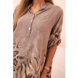 Kesi Włoski Women's cotton shirt with rolled-up sleeves and an animal pattern in fango | shoptok.hr