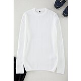 Trendyol White Slim Crew Neck Striped Knitwear Sweater Cene