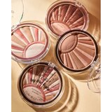 Essence kissed by the light highlighter, bronzer i rumenilo 10 g nijansa 01 star kissed za žene | shoptok.hr