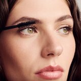 Dr. Hauschka Make-Up Long Lasting Mascara dolgoobstojna maskara odtenek 01 black 8 ml | Shoptok.si