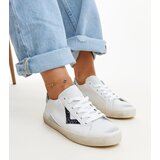 Gemre White sneakers with a "worn" effect Gombola | Shoptok.si