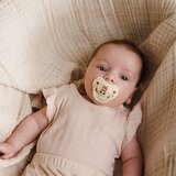 BabyOno Take Care Anatomical Silicone Soothers duda Night & Day 0-6m 2 kos | Shoptok.si