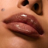 MAC Cosmetics Holiday Lipglass Air vlažilni sijaj za ustnice odtenek Twinkle Taupe 5 ml | Shoptok.si