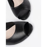 GOODIN Black elegant low-heeled sandals | Shoptok.si