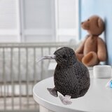 Plišana igračka Kiwi 21 cm - tamno siva | Shoptok.si