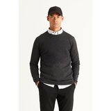 AC&Co / Altınyıldız Classics Men's Anthracite-melange Standard Fit Normal Cut Anti-Pilling Crew Neck Knitwear Sweater. Cene