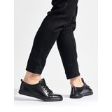  Men's black sports shoes | Eponuda.ba