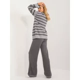Fashion Hunters Women's grey ensemble with ribbed sweater