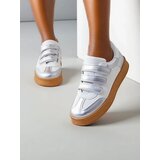 Resti Women's sporty sneakers Vanner | Shoptok.si