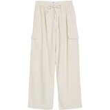 Bershka Kargo hlače ecru | Shoptok.si