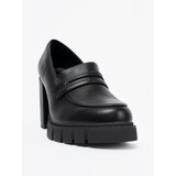 Shelvt Black loafers on a post with a trapper sole | Shoptok.si