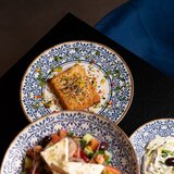 BonBistro Bel/moder porcelanast krožnik ø 27 cm Azul – | Shoptok.si