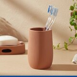 Wenko Smeđa keramička čaša za četkice za zube Fablo – | shoptok.hr