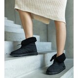 Gemre Black insulated snow boots with a drawstring Caellita | Shoptok.si