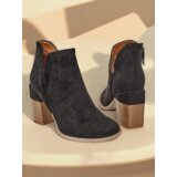 Resti Women's ankle boots on a post Vettot | Shoptok.si