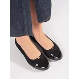 GOODIN Black shoes with a patent toe | Shoptok.si