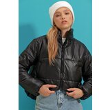 Trend Alaçatı Stili Women's Black Stand Collar Double Pockets Elastic Waist Inflatable Puffer Coat Cene