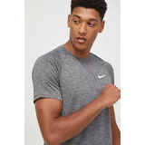 Nike Kratka majica za vadbo siva barva