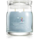 Yankee Candle North Pole Hideaway dišeča sveča 368 g | Shoptok.si