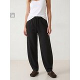 Sinsay Barrel donji dio trenirke od fleece materijala | shoptok.hr