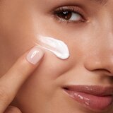 KIKO Milano Bright Lift Matte učvršćujuća dnevna krema s lifting učinkom SPF 15 50 ml | shoptok.hr