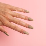 Semilac UV Hybrid WellBeing gel lak za nohte z uporabo UV/LED lučke odtenek 658 Sage Smoke 7 ml | Shoptok.si