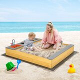  Drveni sandbox s kuhinjskim dodacima i ugrađenom klupom i podnom oblogom | shoptok.hr