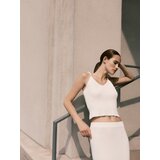 Reserved Top s ukrašenim naramenicama - krem | shoptok.hr