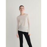Reserved top z okrasnim šivom na vrhu - bela | Shoptok.si