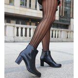 Gemre Black insulated ankle boots with rhinestones Barreto Cijene