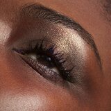 MAC Cosmetics Holiday Jelly Shine Eye Shadow bleščeča senčila za oči odtenek Glimmer For Breakfast 1 g | Shoptok.si