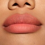MAC Cosmetics Powder Kiss Hazy Matte matirajući ruž za usne nijansa Mull It Over 3.5 g | shoptok.hr