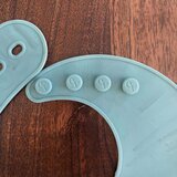 Eeveve® silikonski podbradnjak marble seiheki green | shoptok.hr