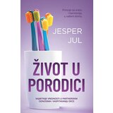 Laguna Jesper Jul - Život u porodici Cene
