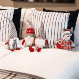 Kondela Božične dekorativne figure, komplet 4 kosov, tkanina, rdeča/siva/bela, DOLL | Shoptok.si