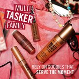 Rimmel London Multi-Tasker Blush'N'brush rumenilo u olovci s kistom nijansa 300 Nearly Suede 8 g | shoptok.hr