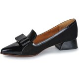 Chie Mihara Balerinke HALVI Črna | Shoptok.si