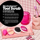beautyblender Tool Scrub Charcoal trdo čistilo gobic in čopičev za ličenje 28.3 g | Shoptok.si