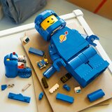 Lego Iconic - Povečana minifigura modrega astronavta (40921) | Shoptok.si