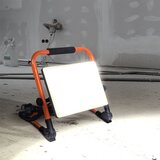 solight WM-50W-FEQ - LED reflektor sa stativom LED/50W/230V 4000K IP65 | Eponuda.com
