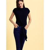 Reserved Bluza s ukrasnim vezanjem - crno | shoptok.hr