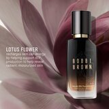 Bobbi Brown Serum Silk Foundation blagi puder s posvjetljujućim učinkom nijansa Golden Beige 30 ml | shoptok.hr