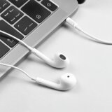 hoco. Slušalke z mikrofonom, 3,5 mm, dolžina kabla 1,2 m, bele - M55 Memory sound White | Shoptok.si