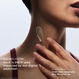 Clarins Extra-Firming Neck & Décolleté Anti-Aging Cream gladilna krema za vrat in dekolte 75 ml | Shoptok.si