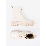 Shelvt Stylish lacquered workers in a light beige shade | ePonuda.com