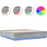 Maison Chic Posteljni okvir - Dvoposteljna postelja - Zakonska postelja z LED lučkami siva sonoma 180x200 cm inž. les, (21696627) Cene