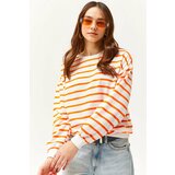 Olalook Women's White Neon Orange Basic Soft Textured Loose Sweatshirt cene