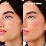 Benefit Blossy WANDERful World pudrasto rdečilo odtenek Warm Apricot 6 g | Shoptok.si
